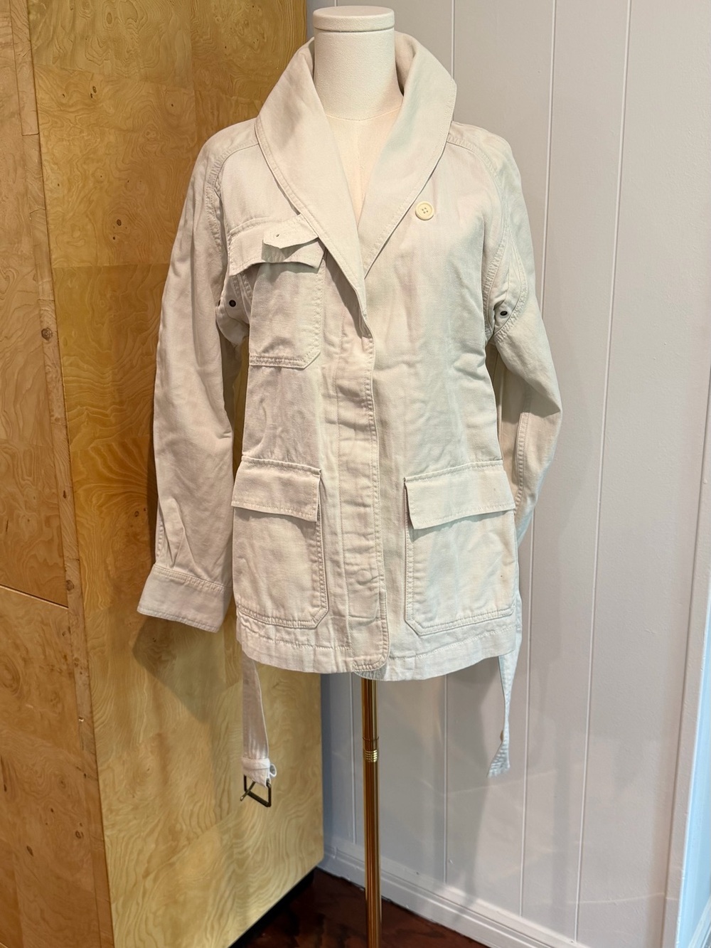 Banana Republic Cream Utility Jacket with Belt - Picture 2 of 4